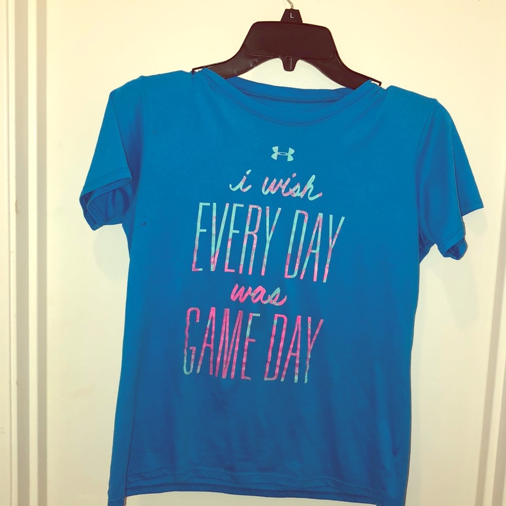 Under armor blue t-shirt